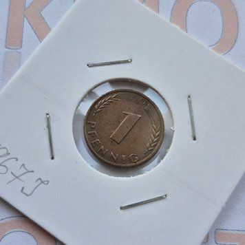 Монета Німеччини 1 пфеніг 1967 року, мітка монетного двору "J" - Гамбург de_1_1967_J фото